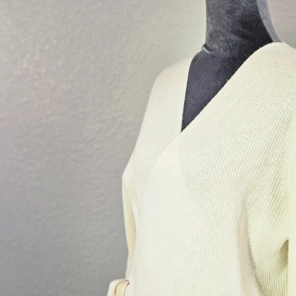 Athleta Alpine Wrap Sweater – Size Large - Picture 4 of 7